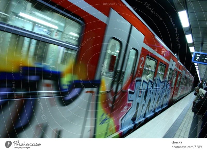 s-bahn stugg S-Bahn London Underground U-Bahn Verkehr graffity Station