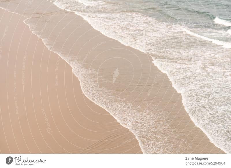 Meereswellen am Strand, Nordspanien, Asturien Sand Küste Stranddüne Sommer Atlantik Ferien & Urlaub & Reisen Tourismus Landschaft Natur Erholung Wasser