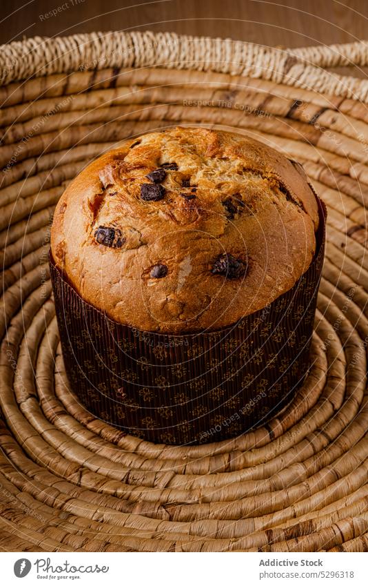 Leckerer Panettone, ein berühmter italienischer Weihnachtskuchen lecker Brot Lebensmittel Bäckerei Feiertag traditionell Kuchen geschmackvoll Gebäck Italienisch