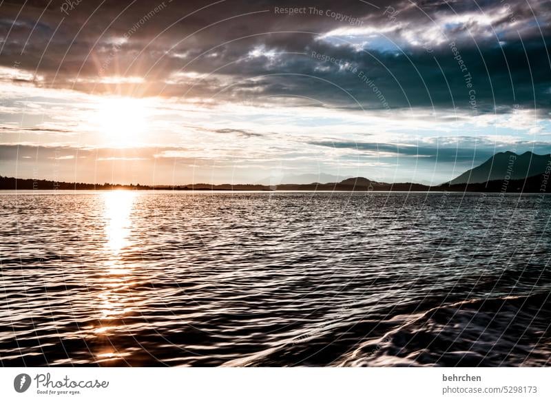 sonnenmeer Wolken Himmel beeindruckend besonders Natur Küste Landschaft Meer British Columbia Wasser Kanada Nordamerika Farbfoto fantastisch Fernweh