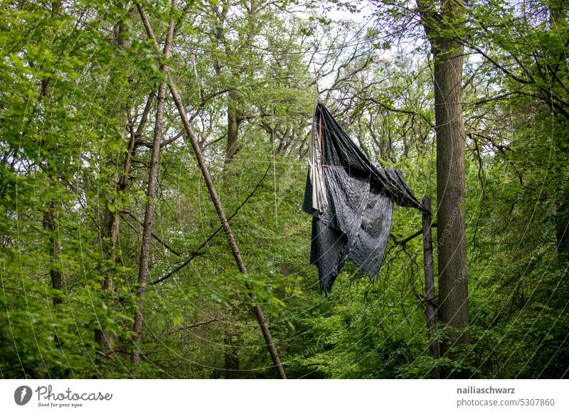 Protest Architektur Ansicht NRW Nordrhein-Westfalen bedrohlich Tagebau Hambach Umweltzerstörung Zerstörung Braunkohle Außenaufnahme Tagebaugrube