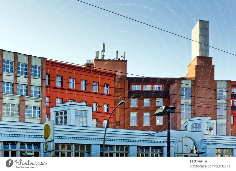 Brotfabrik architektur berlin büro city deutschland fassade fenster froschperspektive gebäude hauptstadt haus himmel hochhaus innenstadt kiez leben licht mitte