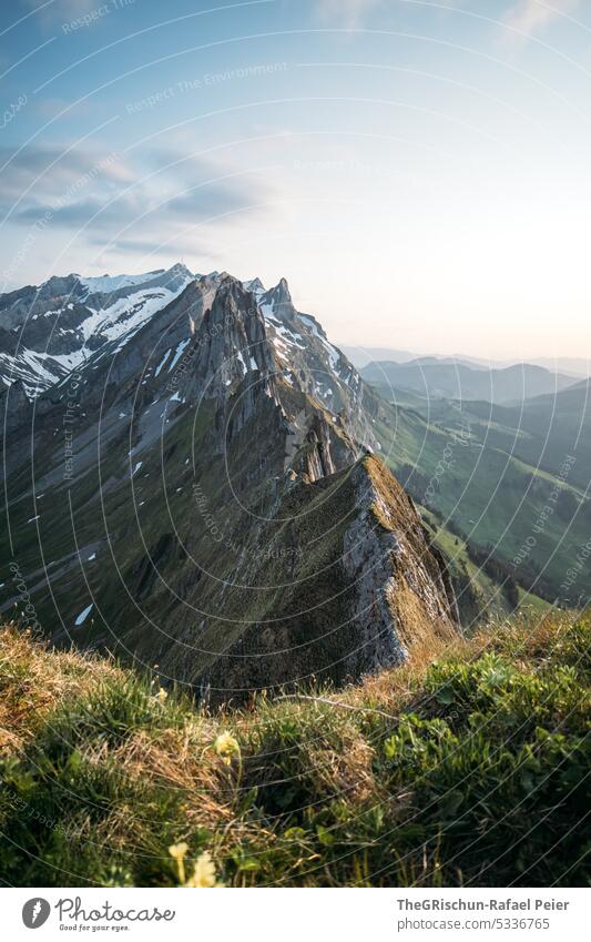 Bergen im Sonnenuntergang Felsen Schweiz Appenzellerland Stein wandern touristisch Außenaufnahme Tourismus Berge u. Gebirge Farbfoto schweiz alpstein