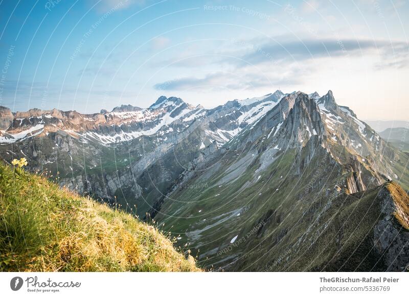 Berge in Abenddämmerung Felsen Schweiz Appenzellerland Stein wandern touristisch Außenaufnahme Tourismus Berge u. Gebirge Farbfoto schweiz alpstein