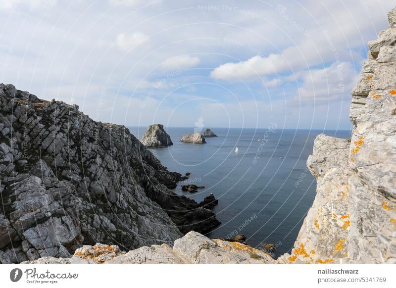 Bretagne Horizont Horizont über dem Wasser Natur Umwelt Strand Sommer Wellen Atlantik Landschaft Felsen Meer Küste Farbfoto Tourismus Ferien & Urlaub & Reisen