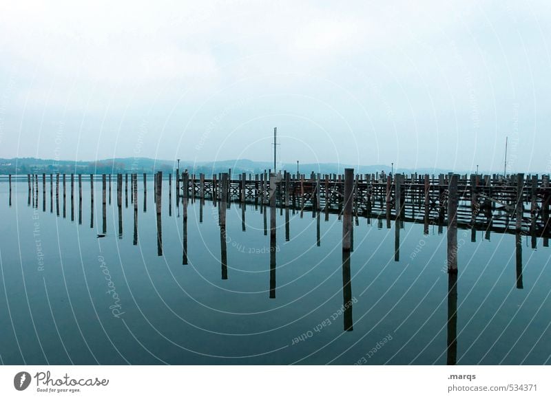 Dämmerung Ausflug Abenteuer Umwelt Natur Landschaft Wasser Himmel Wolken Horizont See Bodensee Steg Holzpfahl Anlegestelle frisch schön blau Stimmung Erfolg