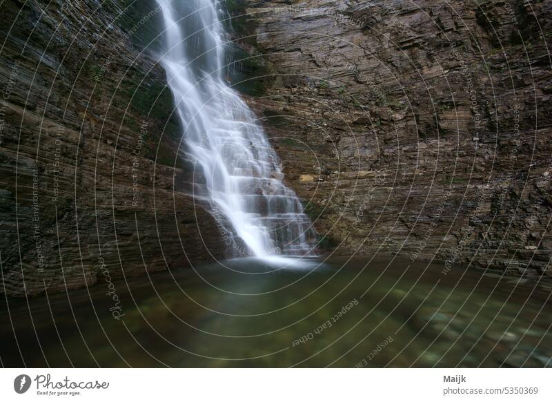 Wasserfall Natur Felsen fließen Stein Farbfoto Langzeitbelichtung Menschenleer nass Bach Umwelt Außenaufnahme Fluss Tag Urelemente Salzburger Land natürlich