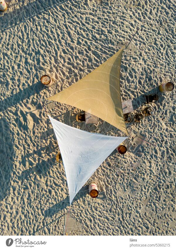 Sonnensegel am Strand Sand Schutz Vogelperspektive Sonnenuntergang Strandleben gespannt Hoffnung Trockenheit Wüste Camp Lagerplatz Ferien & Urlaub & Reisen