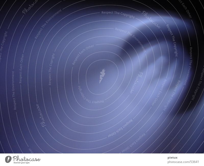 Licht aus dem Nichts Nacht Nebel Flutlicht Dinge Mondschein Club Erscheinung Lightshow rund UFO Planet dunkel fallen schwarz violett Lichterscheinung