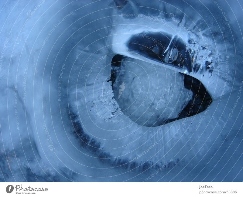 iced hole Winter Auge Natur Wasser Herbst Eis Frost Teich kalt Schnellzug gefroren erfrieren Luftloch Eisangeln Eiskristall Loch Mineralwasser Minusgrade