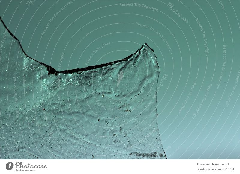 Ganz schön zackig Winter kalt abstrakt grün durchscheinend Luftblase Eis Eisscholle Makroaufnahme