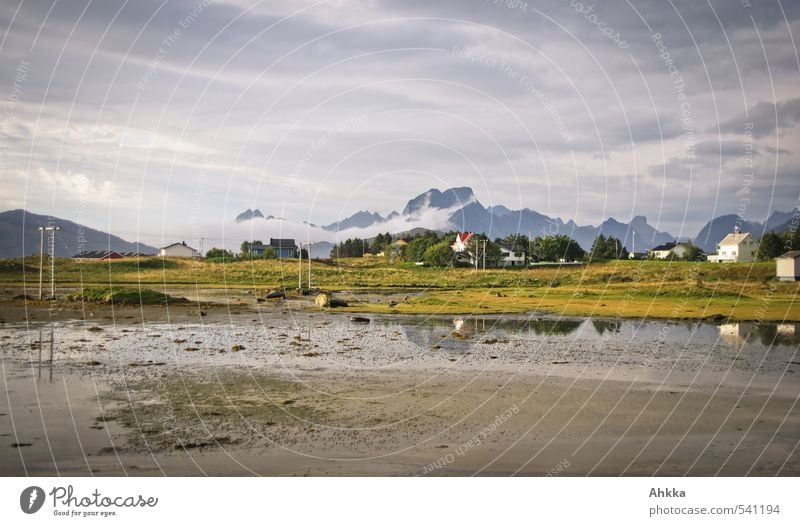 Fishermans place harmonisch ruhig Ferien & Urlaub & Reisen Ausflug Abenteuer Ferne Landschaft Wolken Wetter Berge u. Gebirge Meer Ebbe Fischerdorf Skyline