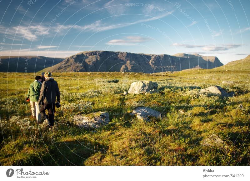 tunturi harmonisch Sinnesorgane ruhig Ferien & Urlaub & Reisen Ausflug Abenteuer Freiheit Berge u. Gebirge wandern Jugendliche Leben 3 Mensch Landschaft