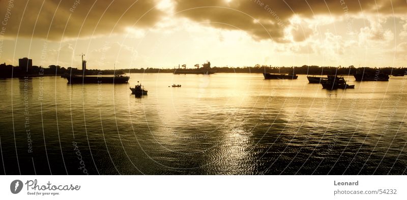 Tanzanian Sonnenuntergang Meer Wasserfahrzeug Segelschiff Wolken Afrika Portwein Himmel Hafen boat ship sea cloud harbour