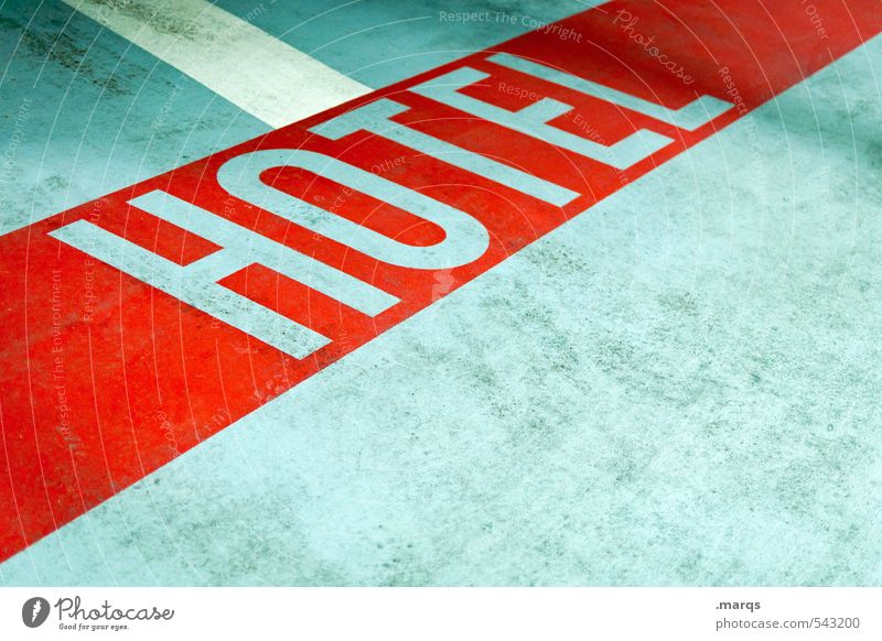 Hotel Stil Ferien & Urlaub & Reisen Dienstleistungsgewerbe Beton Schriftzeichen Streifen einfach grau rot Bodenmarkierung hell Gewerbe Farbfoto Innenaufnahme