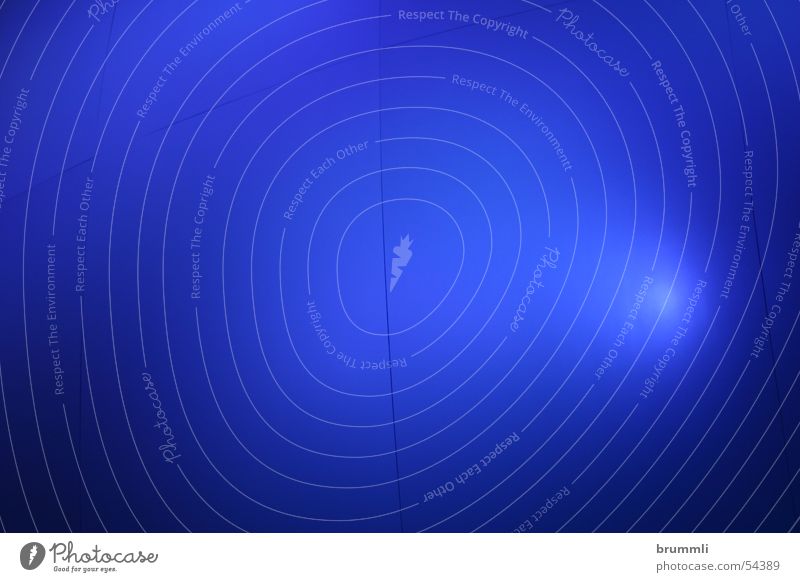 Blaue Sphäre Unendlichkeit Nebel diffus unklar Bühne Wand widersetzen Sackgasse Innenaufnahme Nacht Lichtpunkt leer Himmel blau Projektionsleinwand