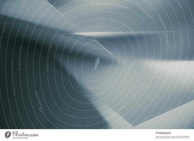 Abstrakte Schatten und Linien in unterschiedlichen Grautönen abstrakt Licht und Schatten Linien und Formen Strukturen & Formen Muster Kontrast Detailaufnahme