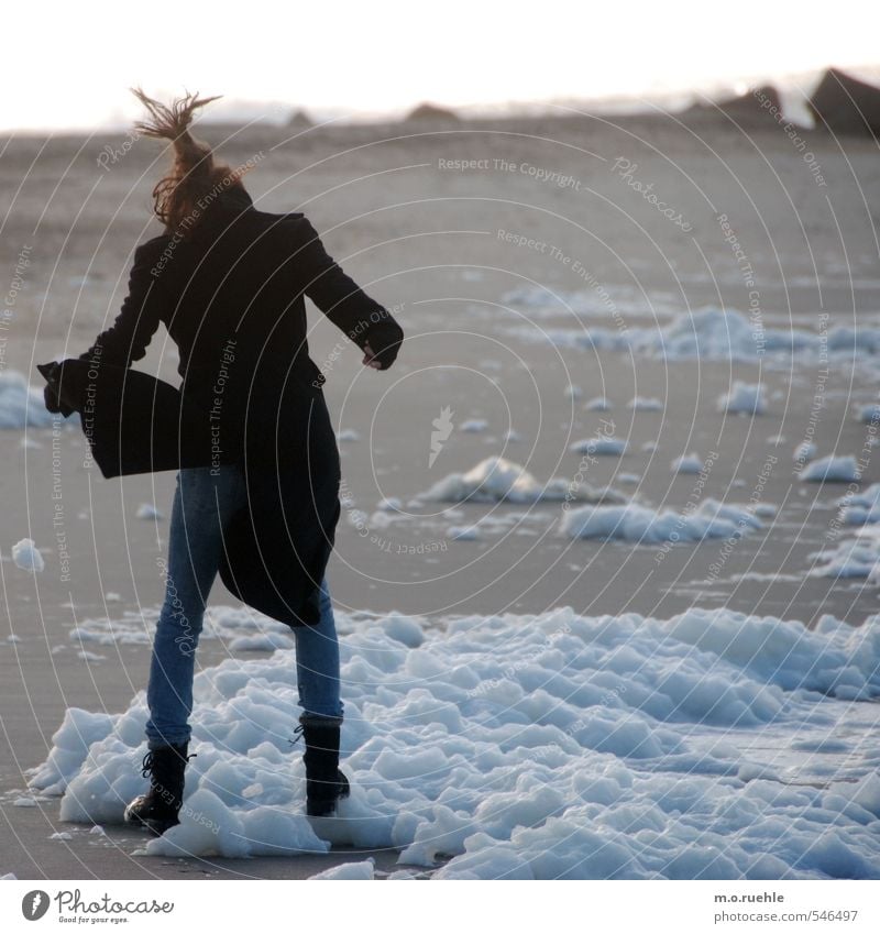 foam born Lifestyle Leben Ferien & Urlaub & Reisen Ausflug Ferne Freiheit Meer Mensch feminin Junge Frau Jugendliche Körper Haare & Frisuren 1 18-30 Jahre