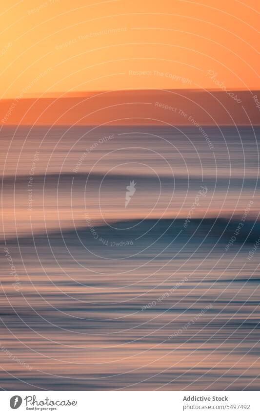 Bunter Sonnenuntergang über dem Meer im Sommer MEER Meereslandschaft Landschaft Abend Dämmerung Strand lebhaft Sand Harmonie Natur Wasser Abenddämmerung Ufer