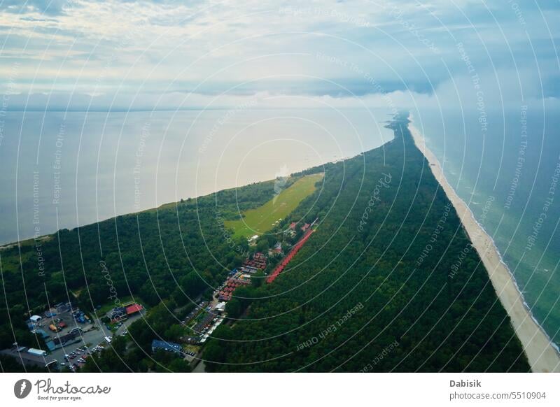 Luftaufnahme der Ostseeküste auf der Halbinsel Hel MEER baltisch Antenne Küste Stadt jastarnia Strand Landschaft Polen Natur Meeresufer reisen Wasser Himmel