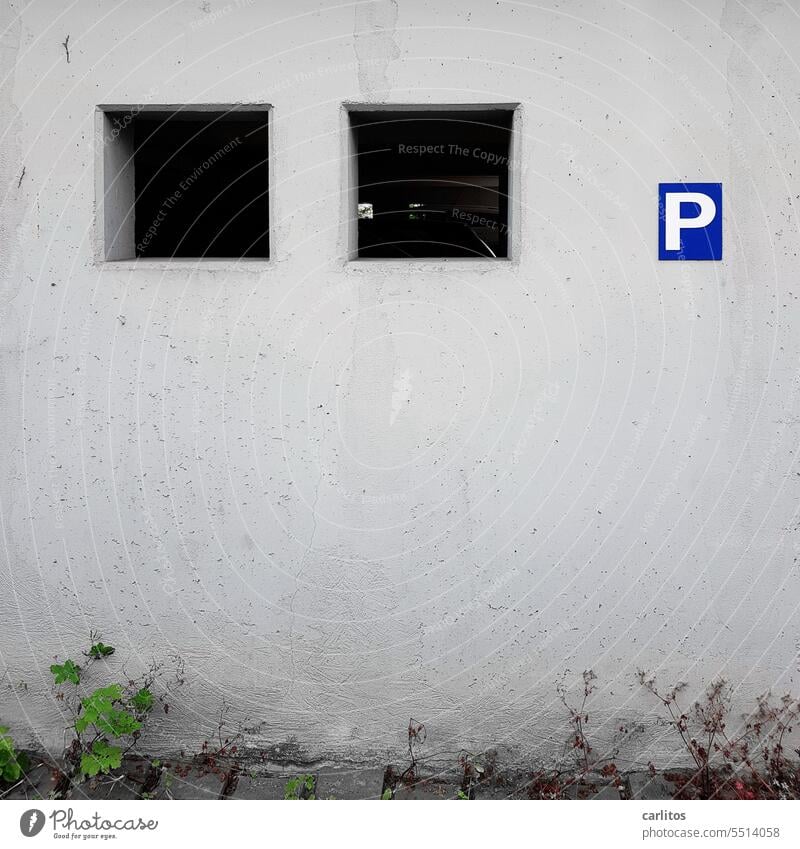 P Parkplatz Schild Reserviert Wand Beton Öffnung Quadrat reserviert Schilder & Markierungen Hinweisschild parken Schriftzeichen Parkverbot Verbote Warnschild