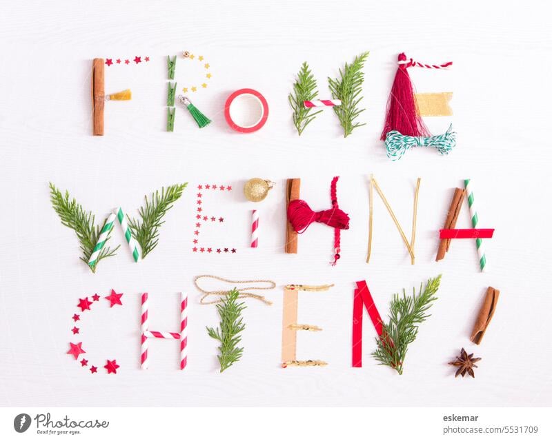 Frohe Weihnachten Weihnachtskarte Schrift Schriftzug Karte Text Aufschrift Weihnachten & Advent Geschenk Zuckerstange Zimt Zimtstange Quasten Textfreiraum