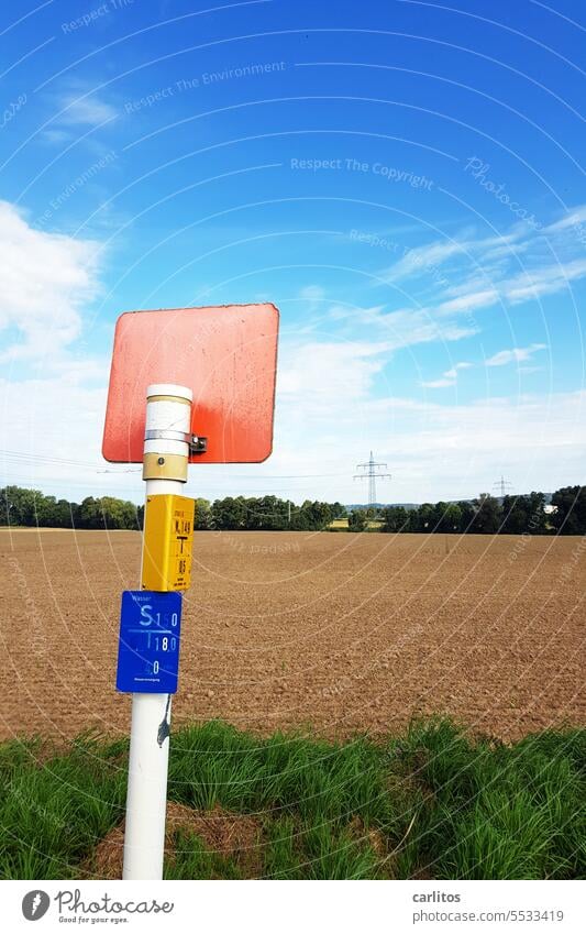 Wink mit dem (Zaun)Pfahl | Markierung Überlandgasleitung Schild Gasleitung Rot Wasserleitung Blau Eckig Viereckig Hinweisschild Schilder & Markierungen Zeichen