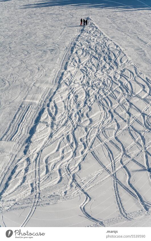 Abwedler Schneespur Spuren Skipiste Skifahren Wintersport weiß Natur Winterurlaub Ferien & Urlaub & Reisen Vogelperspektive Schatten kalt Schneelandschaft