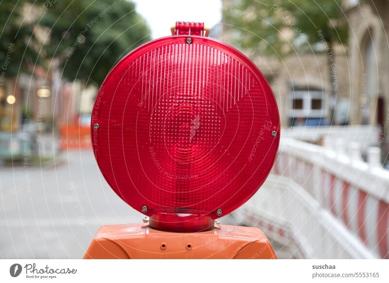 baustellendings, rot Baustelle Leuchte rund Absperrung Absicherung Barriere Schutz Sicherheit Schilder & Markierungen Straßenbau Zaun Bauzaun Sanierung