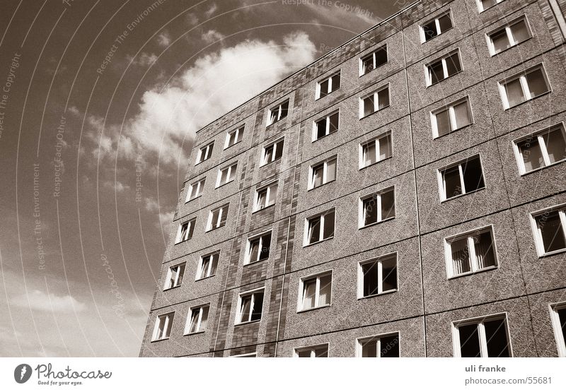 Plattenbau Haus Fenster Hochhaus Himmel