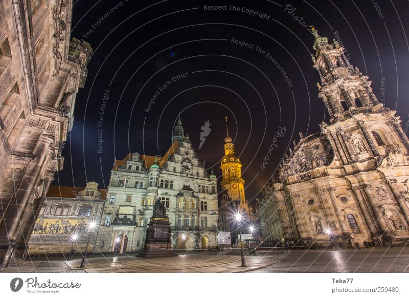 Dresden Nachtaltstadtweitwinkel Stil Sommer Kunst Museum Architektur Stadt Altstadt Menschenleer Platz Marktplatz Rathaus Mauer Wand ästhetisch sportlich