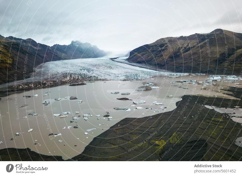 Gelassene Gletscherspiegelung im Vatnajökull, Island Reflexion & Spiegelung Wasser Gelassenheit ruhig blau sanft beleuchtet Himmel Natur Park Landschaft Eis