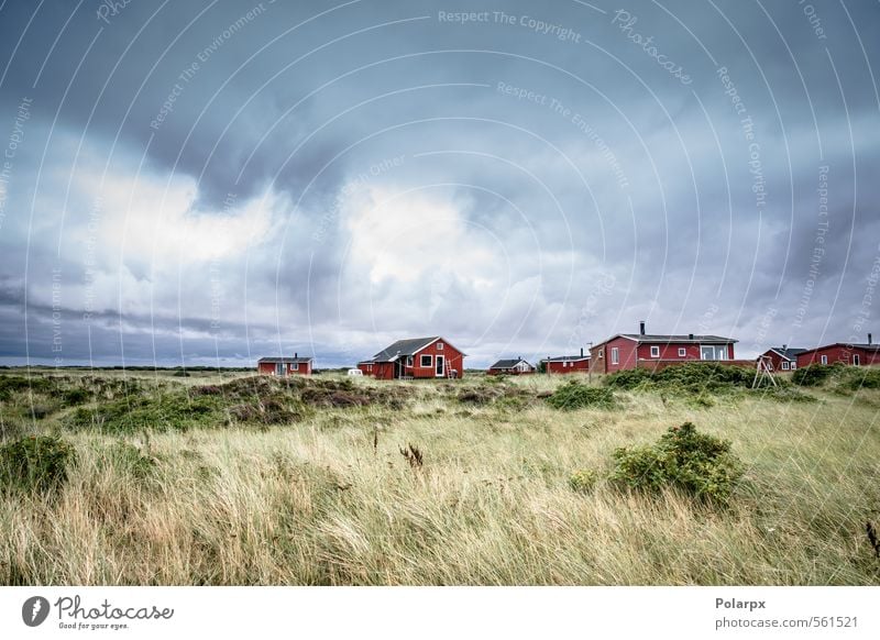 Bewölktes Wetter Freizeit & Hobby Ferien & Urlaub & Reisen Tourismus Sommer Strand Haus Natur Landschaft Sand Himmel Wolken Horizont Unwetter Regen Gras Hügel