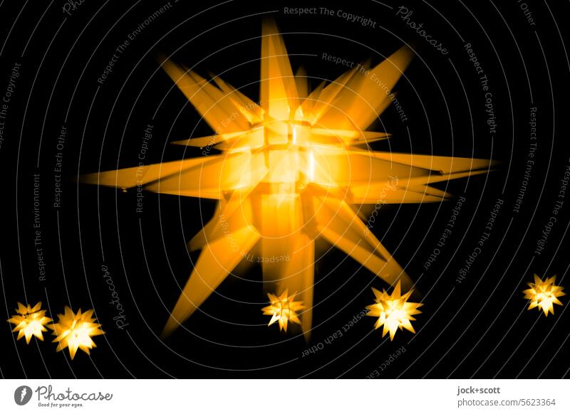 Sterne leuchten hell und klar Weihnachtsstern Stern (Symbol) Weihnachten & Advent Dekoration & Verzierung Weihnachtsdekoration festlich Weihnachtsbeleuchtung