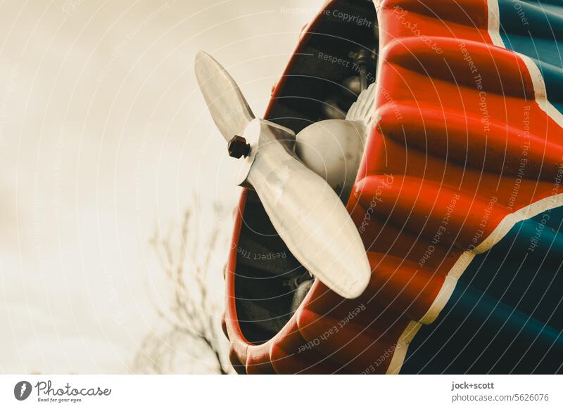 Propeller am Flugzeug Luftschraube Technik & Technologie Auftrieb Triebwerke Propellerflugzeug Rotor Oldtimer Verkehrsmittel Vergangenheit Himmel historisch