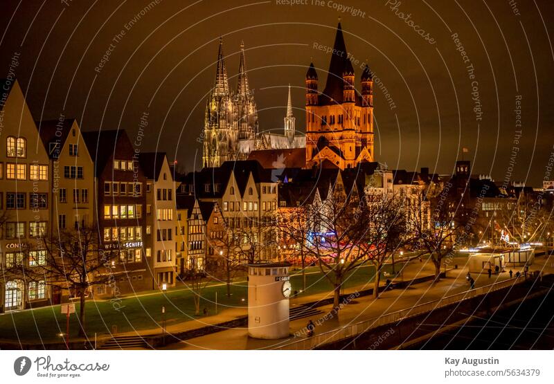 Kölner Rheinufer Promenade Nachtansicht Cologne Großstadt Kölner Nachtaufnahmen Köln Fotografie Kölner Abendstimmung Kirche Kölner Dom Kölner Altstadt