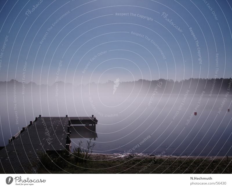 See im Nebel Steg Vollmond Stimmung Nacht Nachtaufnahme Langzeitbelichtung dunkel