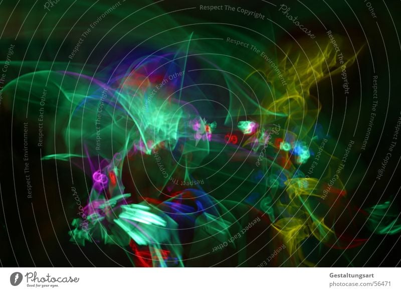 Kindergeburtstag (2/5) mit mehr Licht Disco Leuchtstab Lampe glühen mehrfarbig schwarz grün gelb rot toben Kunst hüpfen springen Langzeitbelichtung Freude Club