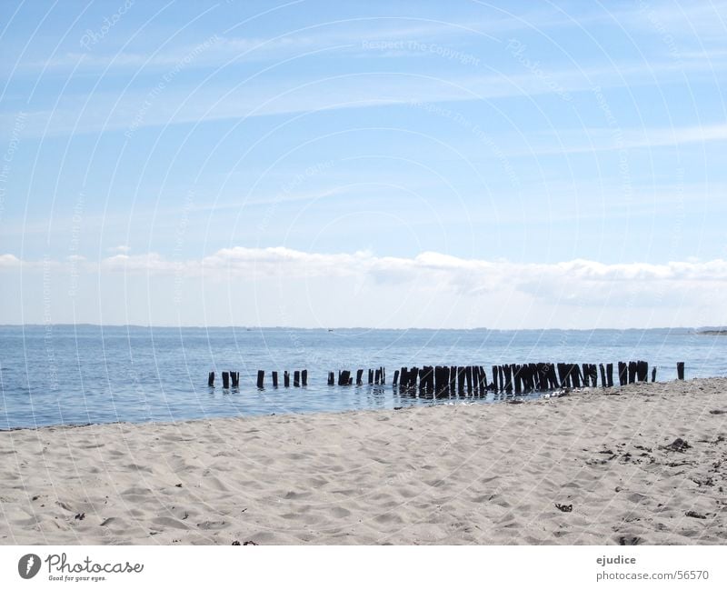 ost.see Meer Wolken Strand Ostsee Sand Himmel ...