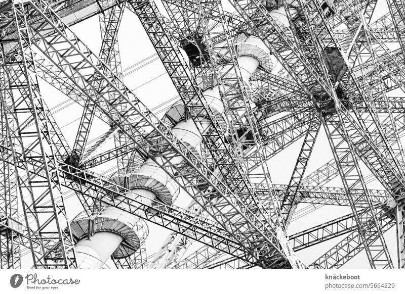 Strommast Elektrizität Industrie Hochspannungsleitung Technik & Technologie Stromtransport Energie Stromtrasse Leitung Oberleitung Hochspannungsmast