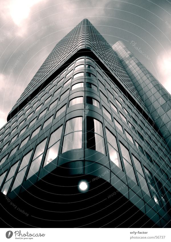 high risin' Hochhaus Frankfurt am Main Stahl Tonung Perspektive hoch Glas Himmel