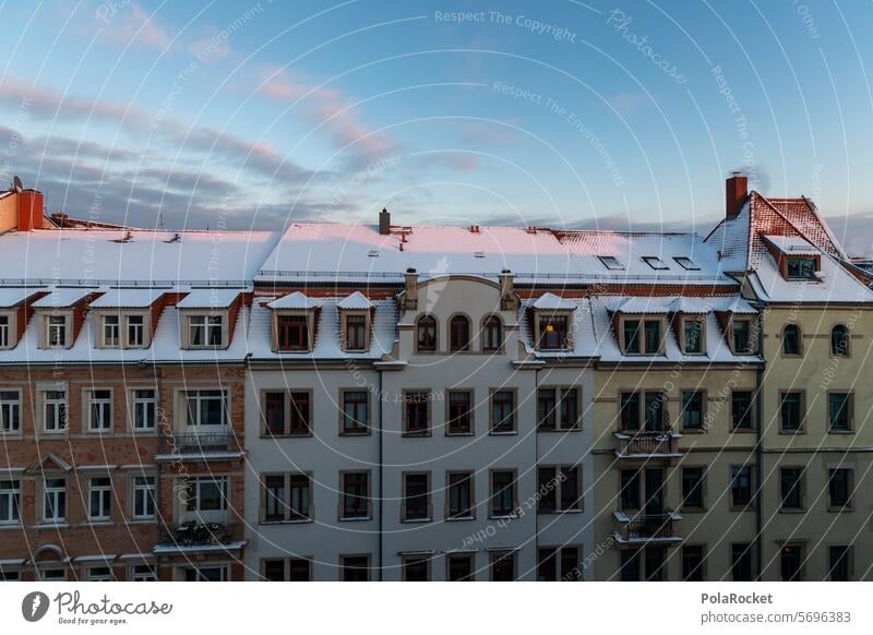 #A0# Alles Fassade Fassaden Fassadenverkleidung Fassadengestaltung Altbau Altbauwohnung Sonnenuntergang Gebäude Architektur Haus Fenster Menschenleer Stadt