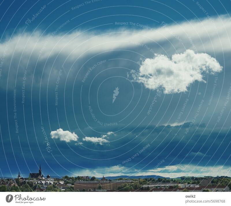 Über der Stadt Panorama (Aussicht) Skyline Kleinstadt Bautzen Ostsachsen Horizont Wolken Himmel blau Außenaufnahme Menschenleer Dämmerung Abend Ferne