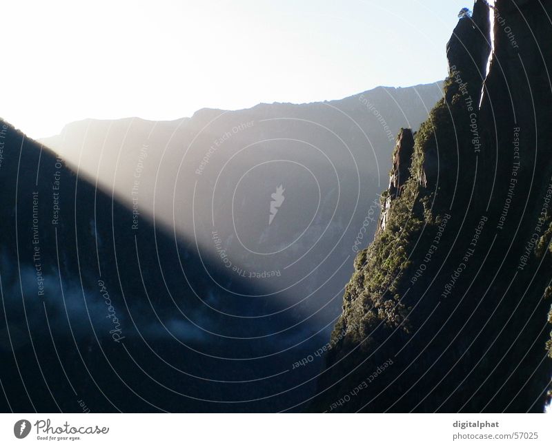 The Sound of Sunrise Sonnenuntergang Sonnenaufgang Neuseeland Milford Sound Fjord Licht sunrise Klang Berge u. Gebirge mountain Schatten mitre peak