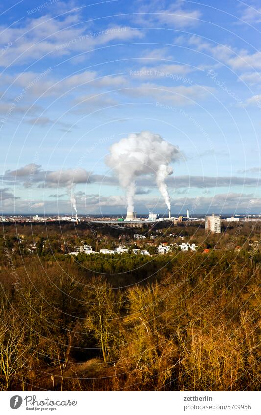 HKW Reuter West, davor das Olympiastadion und der Grunewald berlin city deutschland ferne gebäude hauptstadt haus himmel hochhaus horizont kiez leben licht