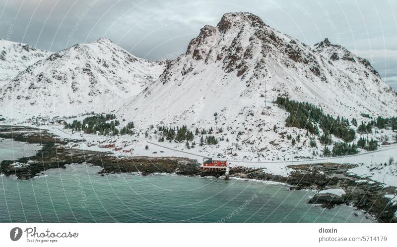 lofoten - our house Lofoten Lofoten Inseln Norwegen Norwegenurlaub Meer Meeresufer Atlantik Nordatlantik Polarmeer polar Polarkreis Küste Schnee Landschaft