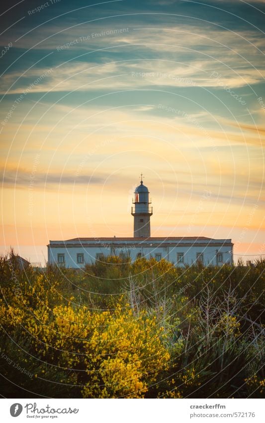 Leuchtturm Ferien & Urlaub & Reisen Sommer ästhetisch blau gelb orange Stimmung Lebensfreude Vertrauen Sicherheit Romantik Sehnsucht Abenteuer Horizont ruhig