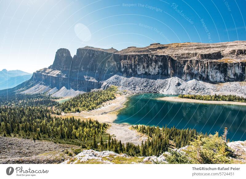 See von Oben mit Bergen im Hintergrund Kanada Berge u. Gebirge Wasser Icefield Parkway Rocky Mountains Ferien & Urlaub & Reisen Außenaufnahme Farbfoto Tourismus