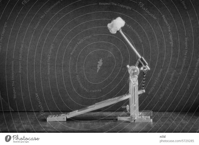 Zerlegen – Reinigen und Fetten – Zusammenbauen – Fußmaschine Schlagzeug V fussmaschine Schlagzeuger Musik Trommel bassdrum Instrument Rhythmus schlagen