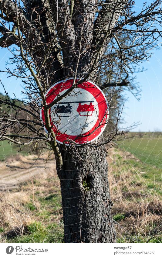 Achtsamkeit | Kopfüber überholen verboten! Thementag Verkehrszeichen Verkehrsschild Verkehrszeichen 276 Überholverbot Schilder & Markierungen Straßenverkehr